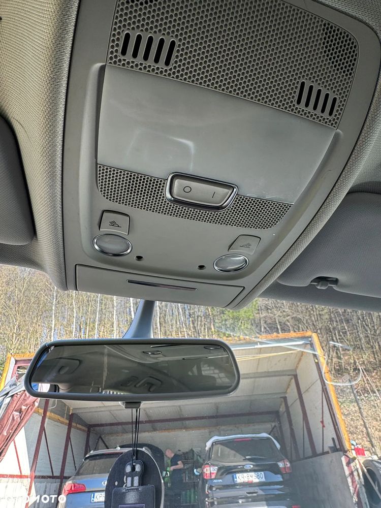 Audi A4 Avant 2.0 TDI DPF - 19