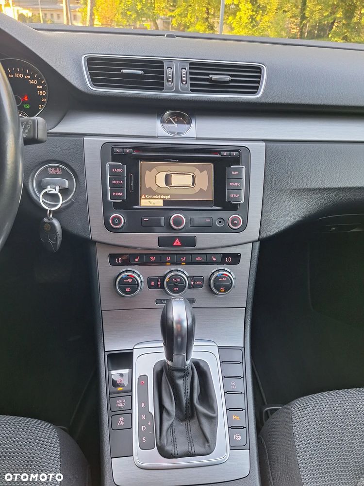 Volkswagen Passat 1.4 TSI BMT Highline DSG - 14