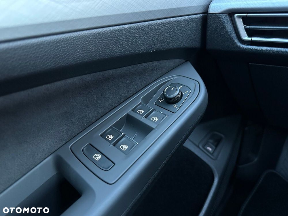 Volkswagen Golf Variant 2.0 TDI Life Plus DSG - 24