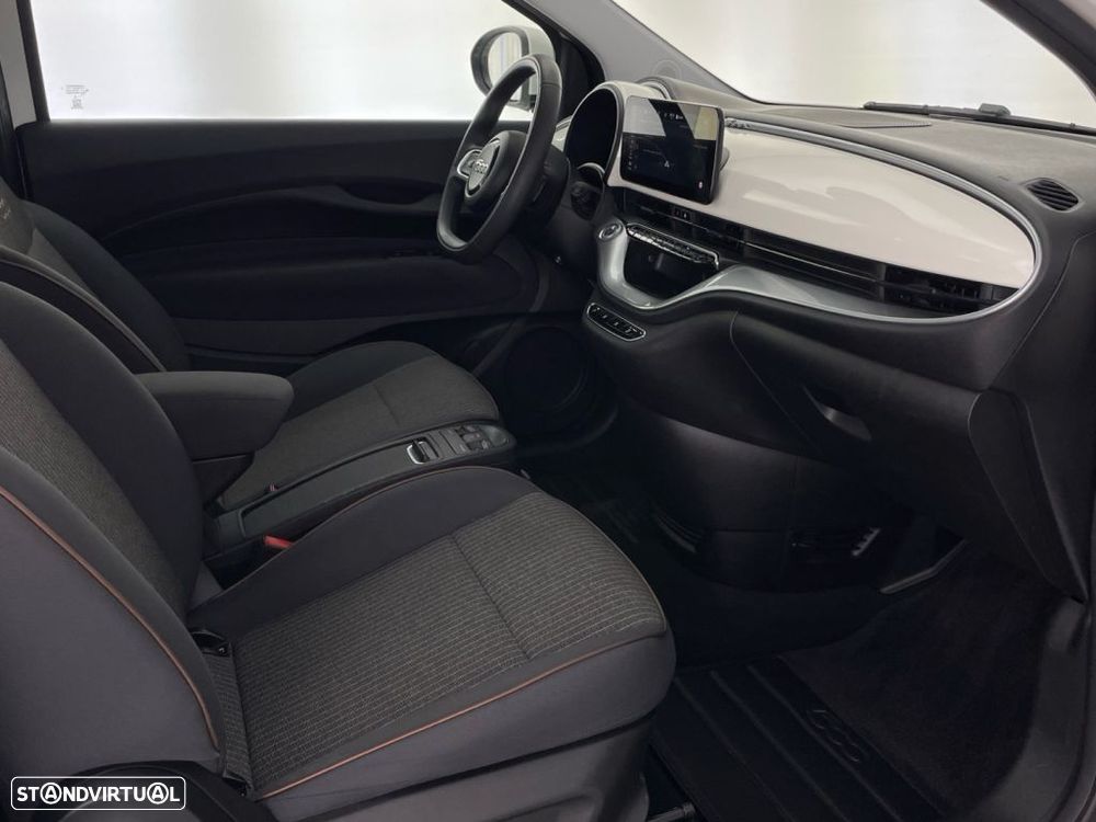 Fiat 500e La Prima - 22