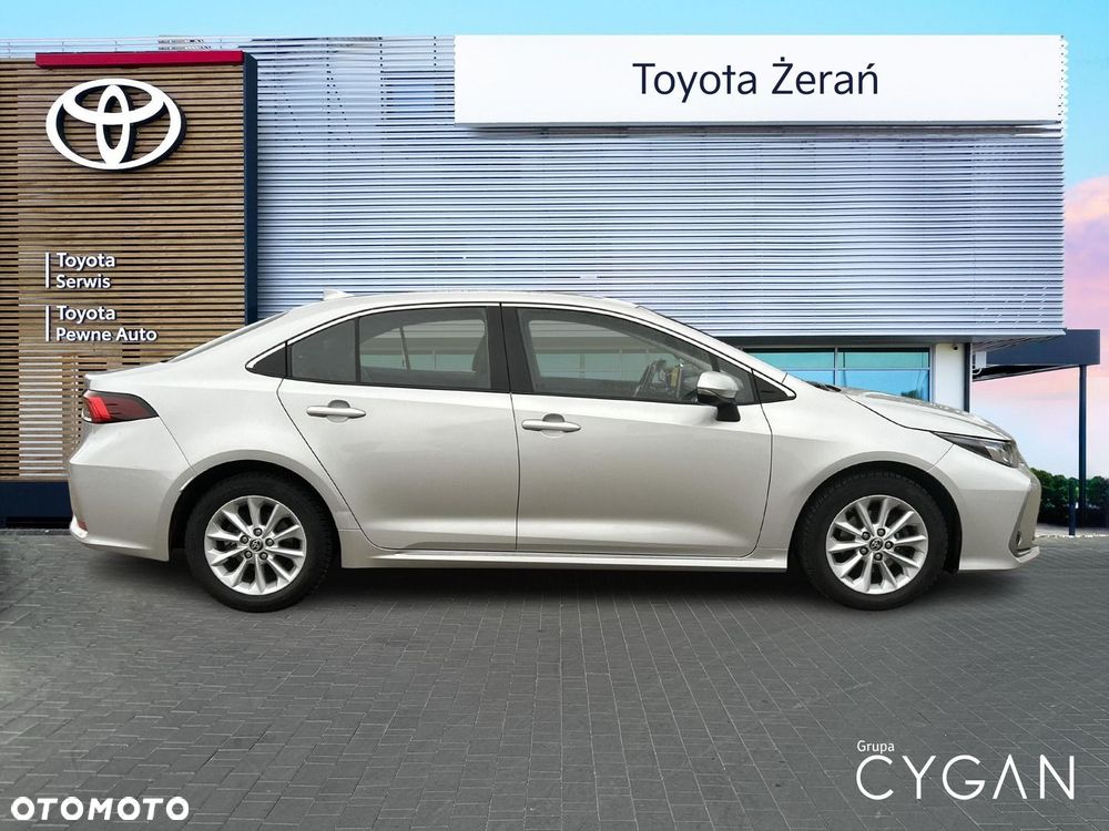 Toyota Corolla - 5
