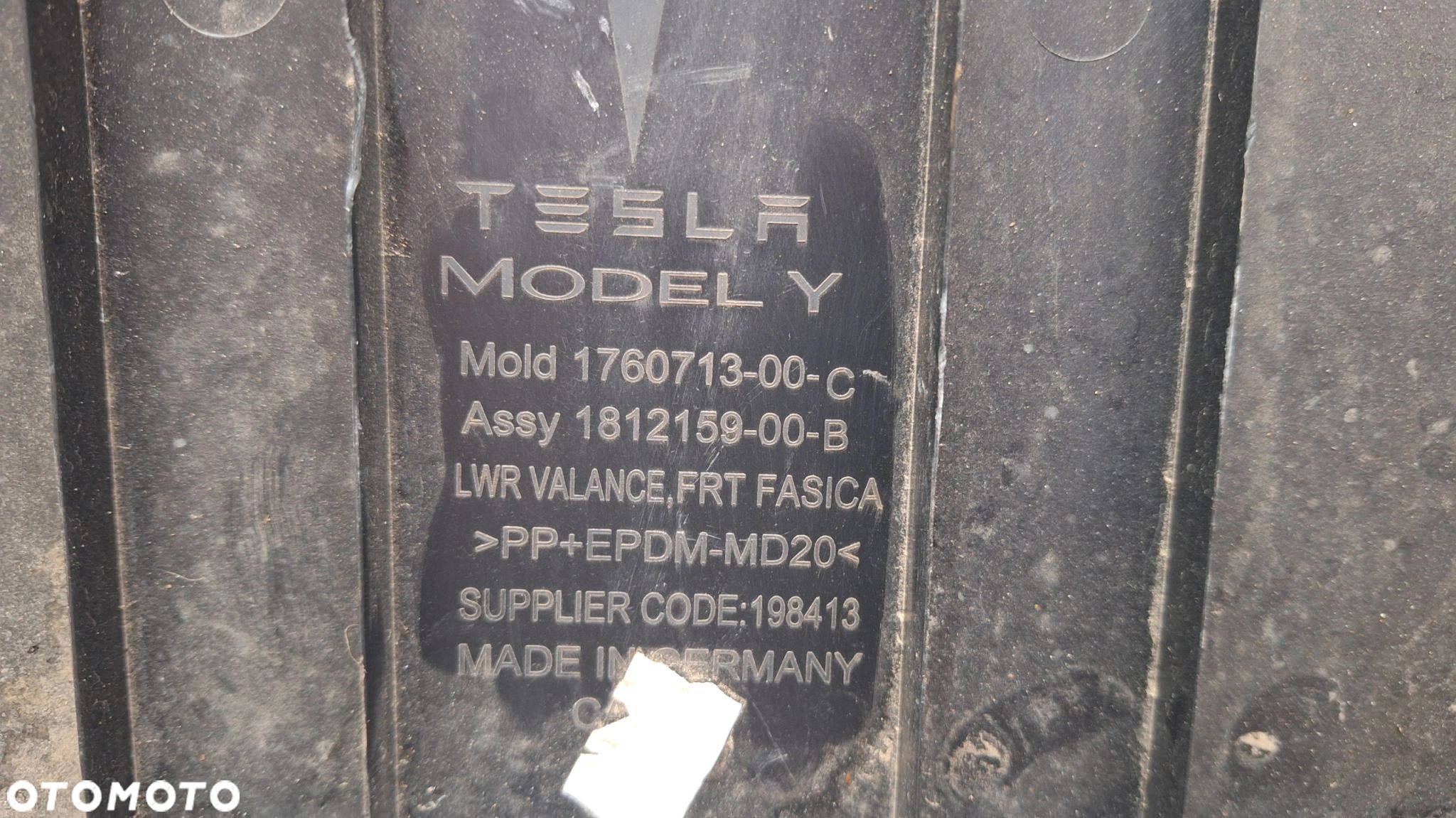 PŁYTA OSŁONA POD ZDERZAK TESLA Y - 7