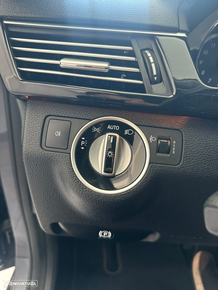Mercedes-Benz E 200 CDI 7G-TRONIC Avantgarde - 19