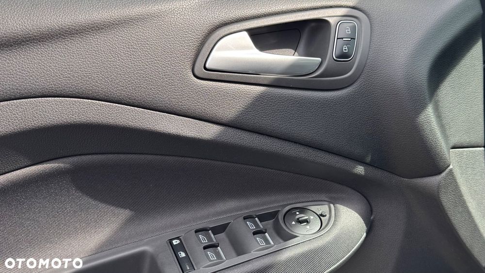 Ford C-MAX 1.5 TDCi Start-Stop-System Titanium - 13