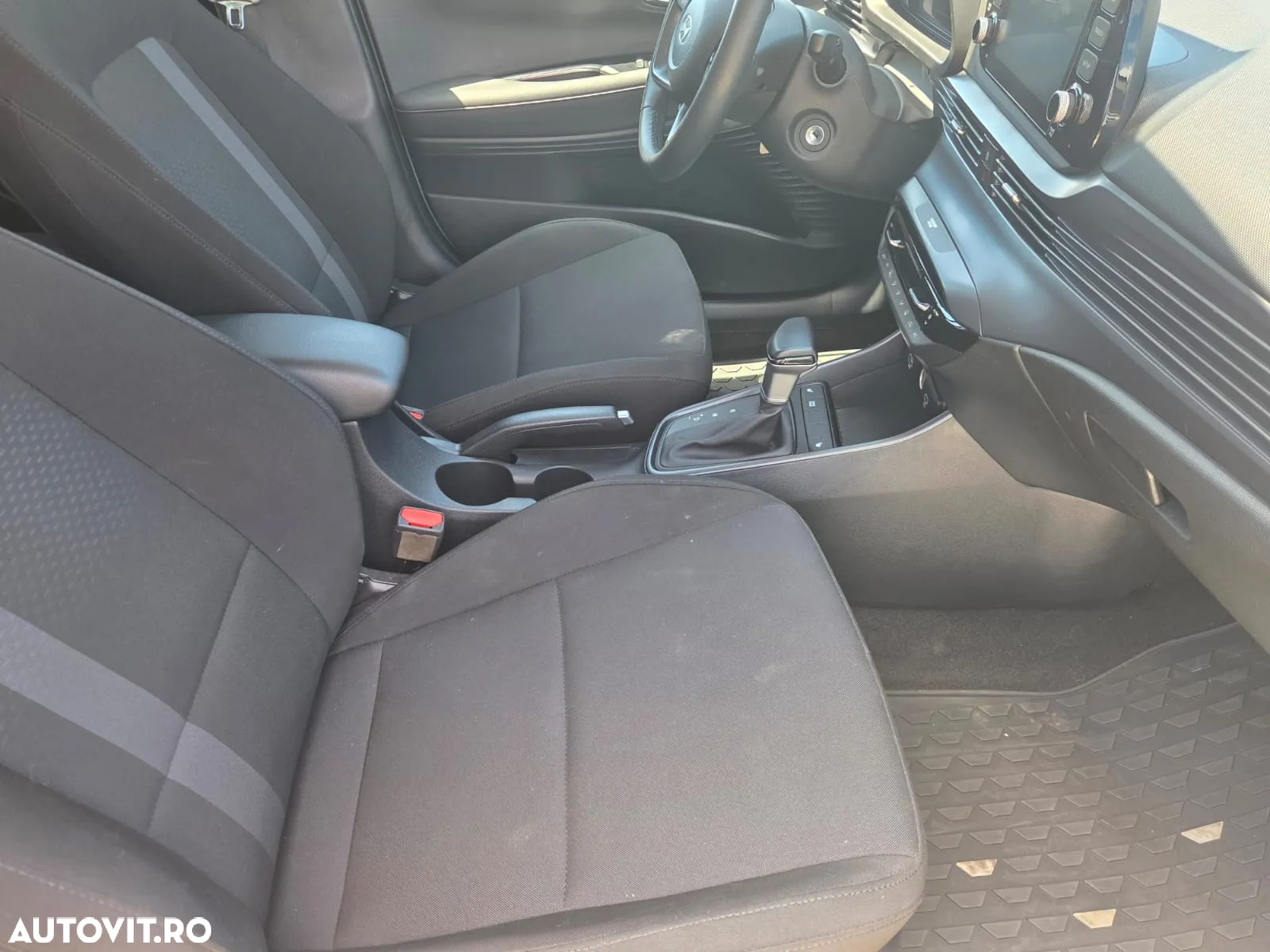 Hyundai i20 1.0 l T-GDi M-Hybrid 100CP 7DCT 5DR Led Line - 13