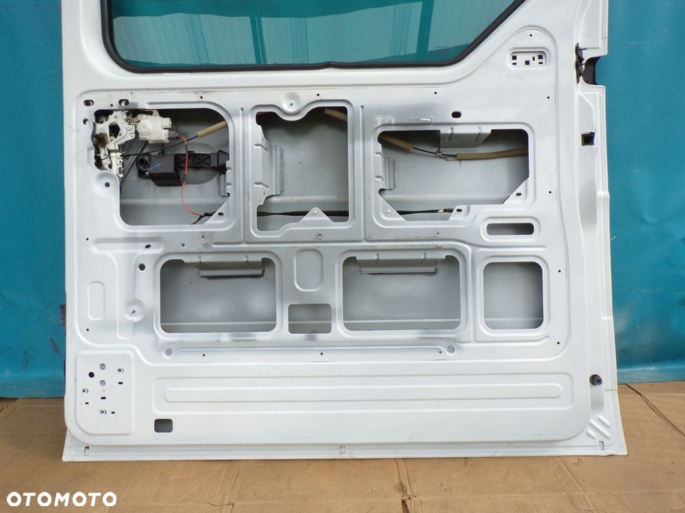 MASTER 3 i 4 MOVANO 10- drzwi suwane przesuwne BOCZNE Z SZYBĄ DO ZAŁOŻENIA - 6