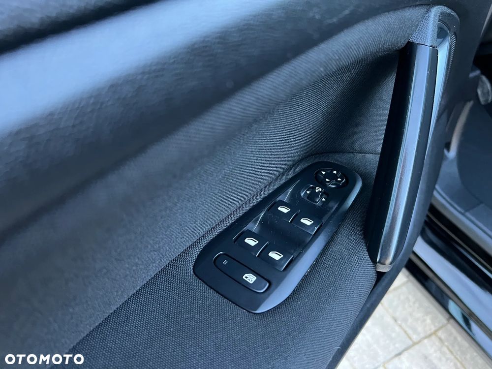 Peugeot 308 BlueHDi FAP 120 Stop&Start Allure - 26