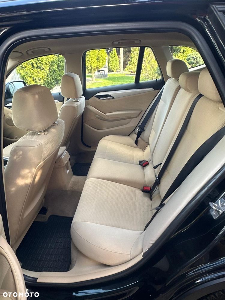 BMW X1 xDrive20d - 27