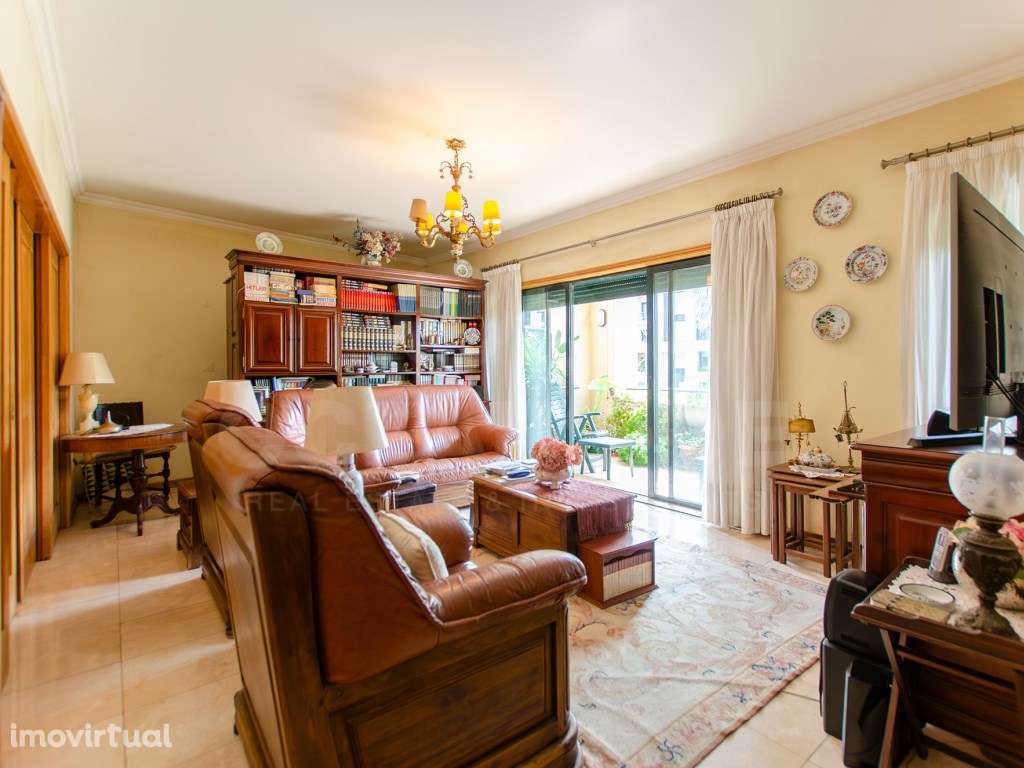 T2+1 no Luxuoso condomínio Villa Restelo - Grande imagem: 5/33