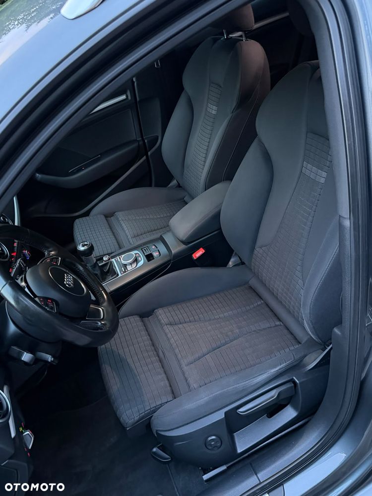 Audi A3 Sportback - 18