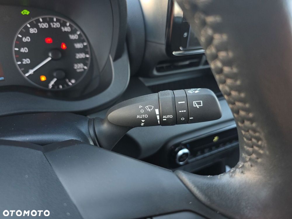 Toyota Yaris Hybrid 1.5 Comfort - 21