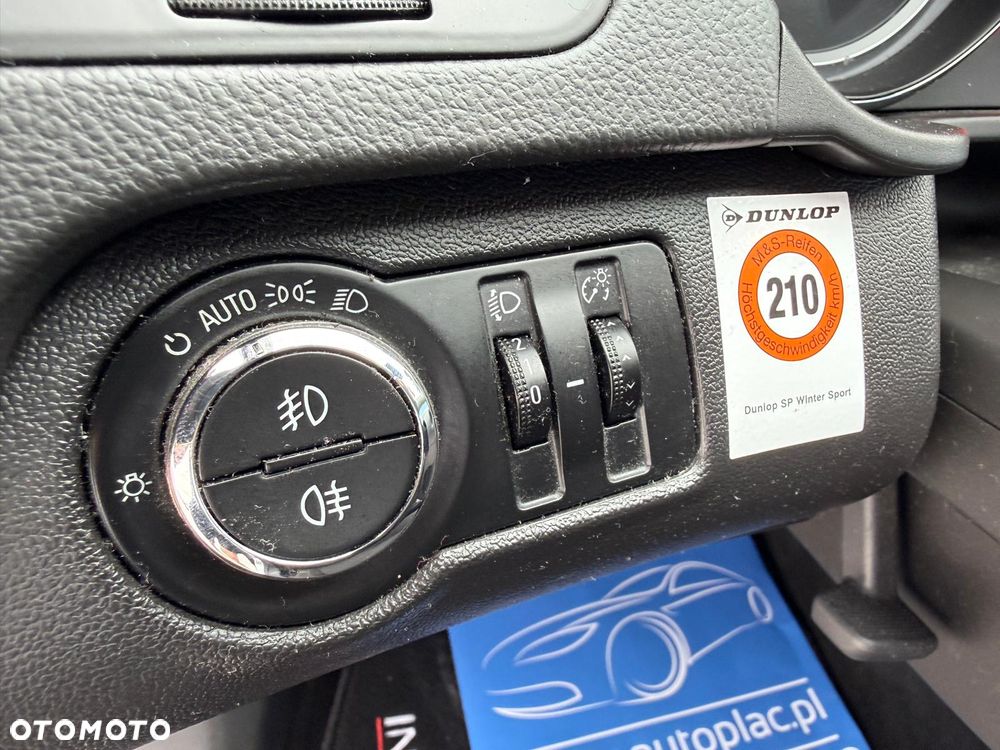 Opel Insignia 2.0 CDTI - 10
