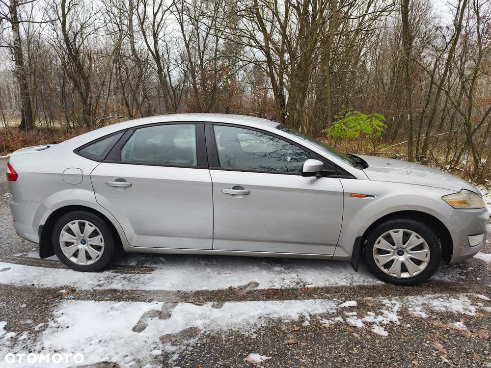 Ford Mondeo - 8