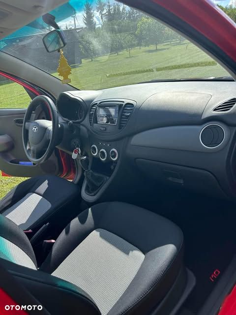 Hyundai i10 - 10