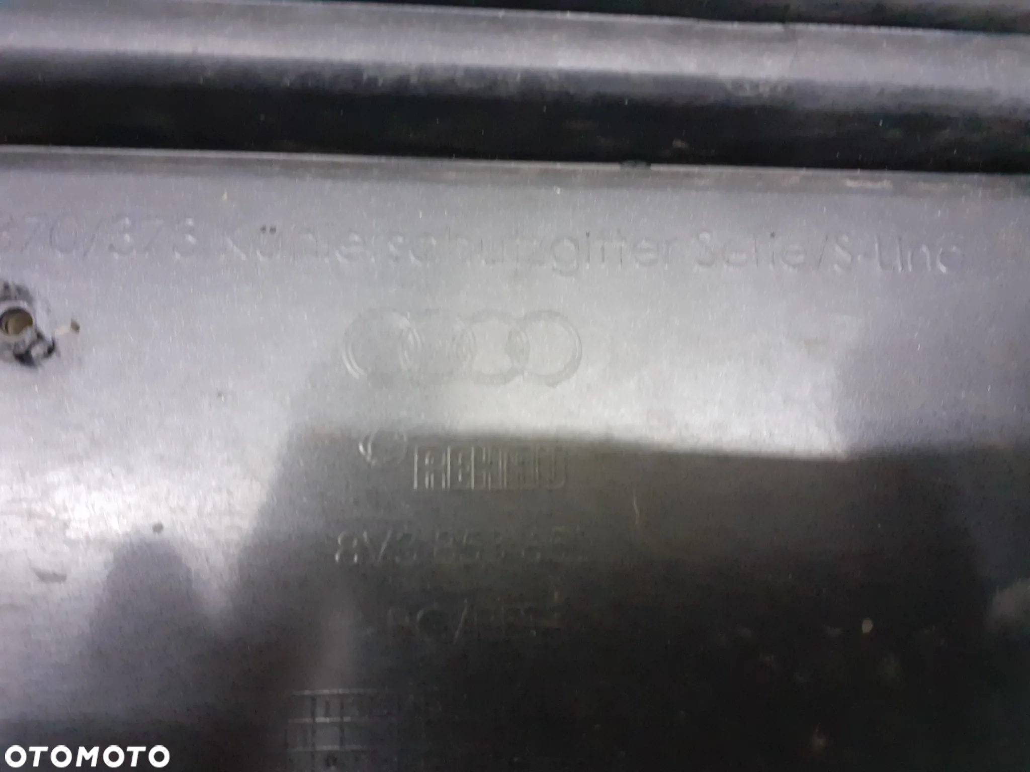 GRILL ATRAPA AUDI A3 8V3 2013-2016R 8V3853653 - 8