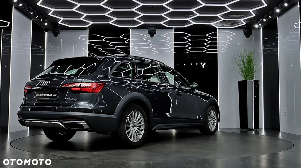 Audi A4 Allroad quattro 40 TDI S tronic - 9