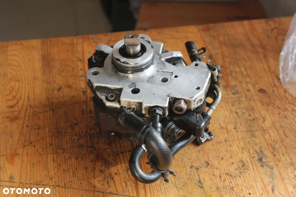 pompa wtryskowa toyota yaris I 1.4 d4d 22100-33010 kompletna - 4