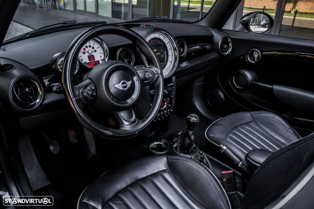 MINI Cabrio Cooper D - 26