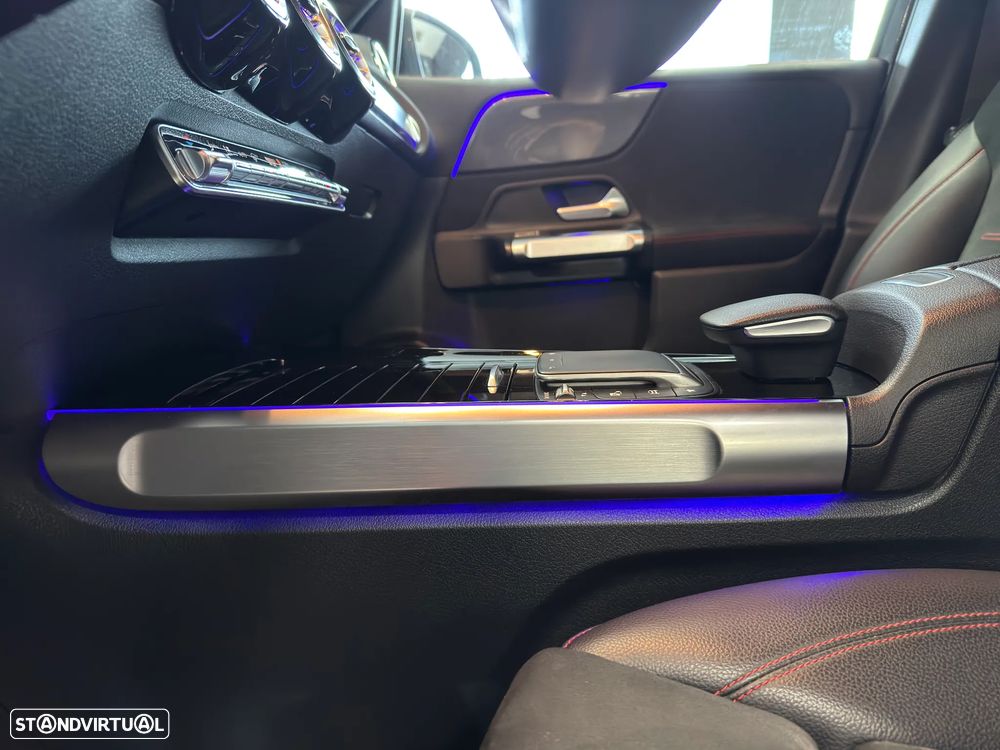 Mercedes-Benz GLB 200 d AMG Line - 43