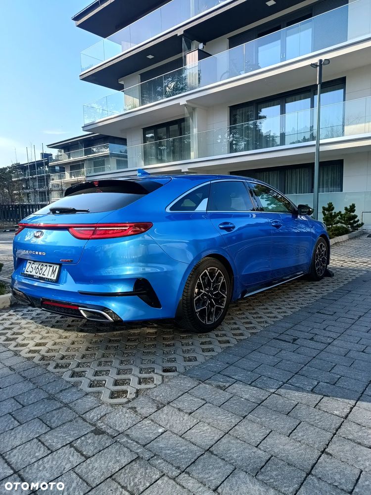 Kia ProCeed - 11