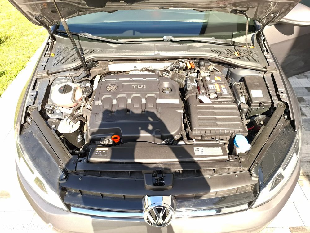 Volkswagen Golf 1.6 TDI Comfortline - 16
