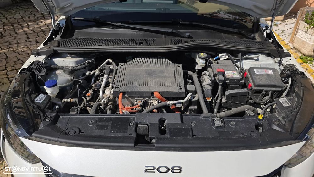 Peugeot e-208 50 kWh Allure - 4