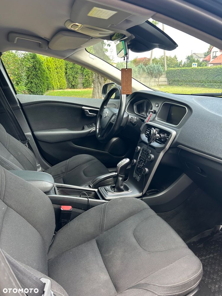 Volvo V40 D2 Kinetic - 11