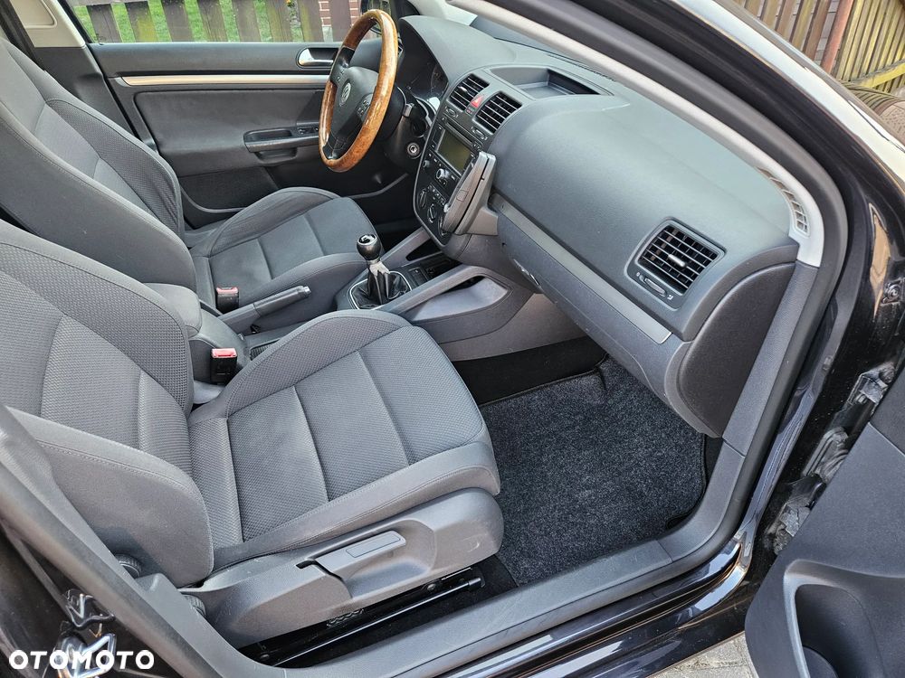 Volkswagen Golf 2.0 TDI Edition - 5