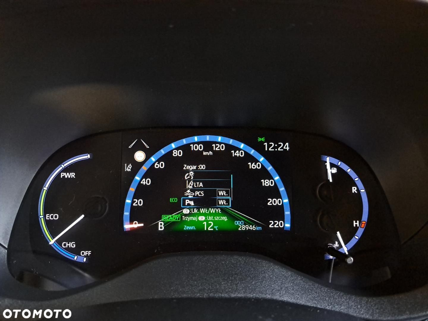 Toyota Yaris Cross - 24