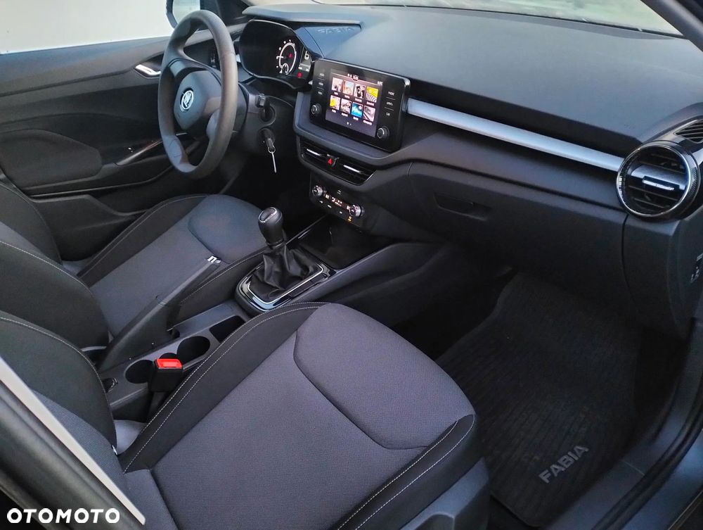 Skoda Fabia 1.0 TSI Ambition - 9