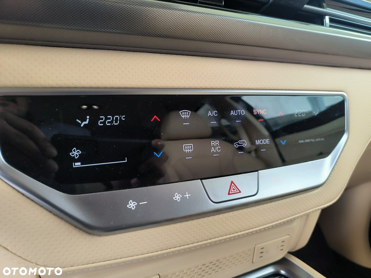 SsangYong/KGM Inny - 28