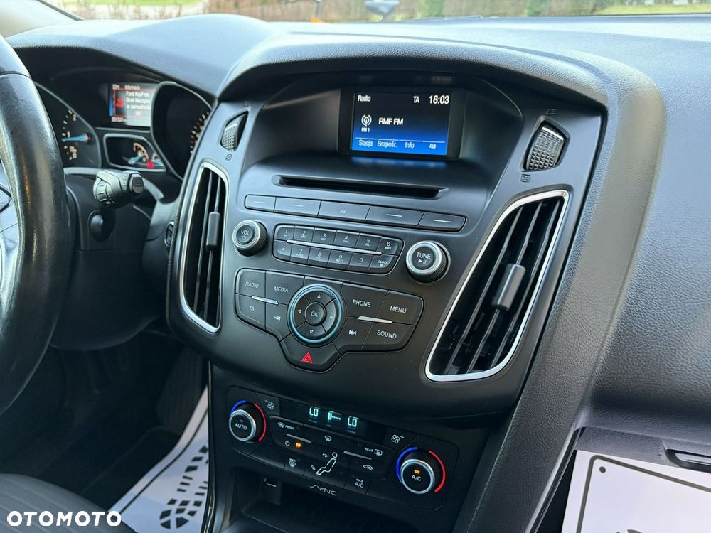 Ford Focus - 11