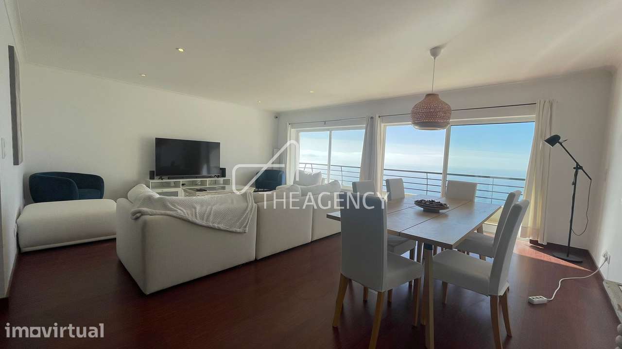 Espaçoso Duplex T2+1 com Vista Panorâmica Deslumbrante sobre o Mar em - Grande imagem: 3/14