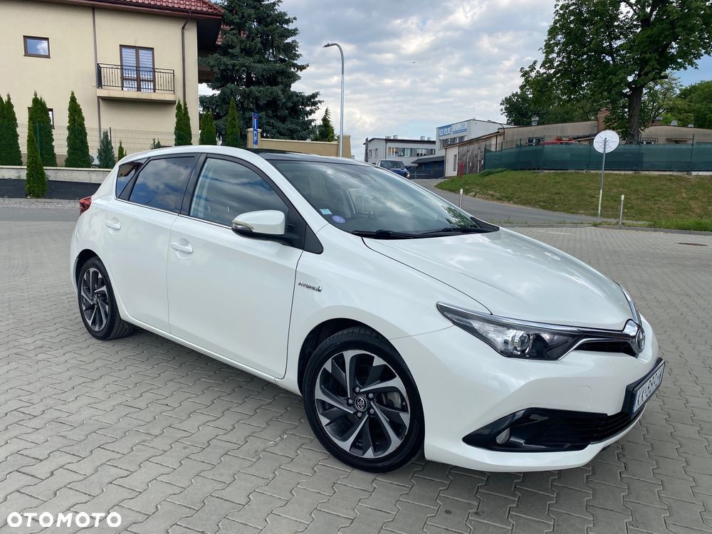Toyota Auris 1.8 Executive - 5