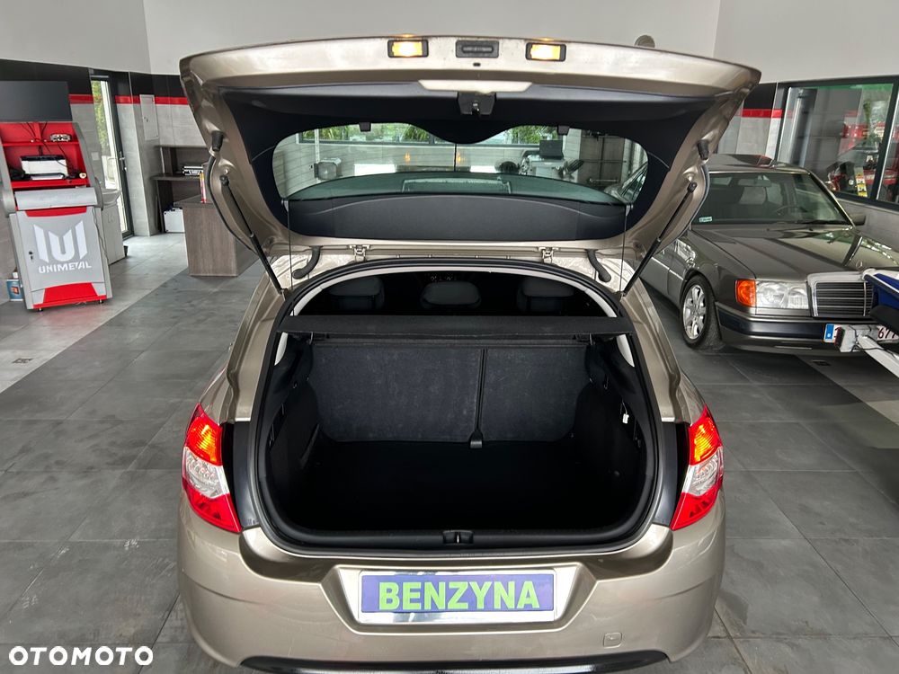 Citroën C4 1.4 VTi Attraction - 20