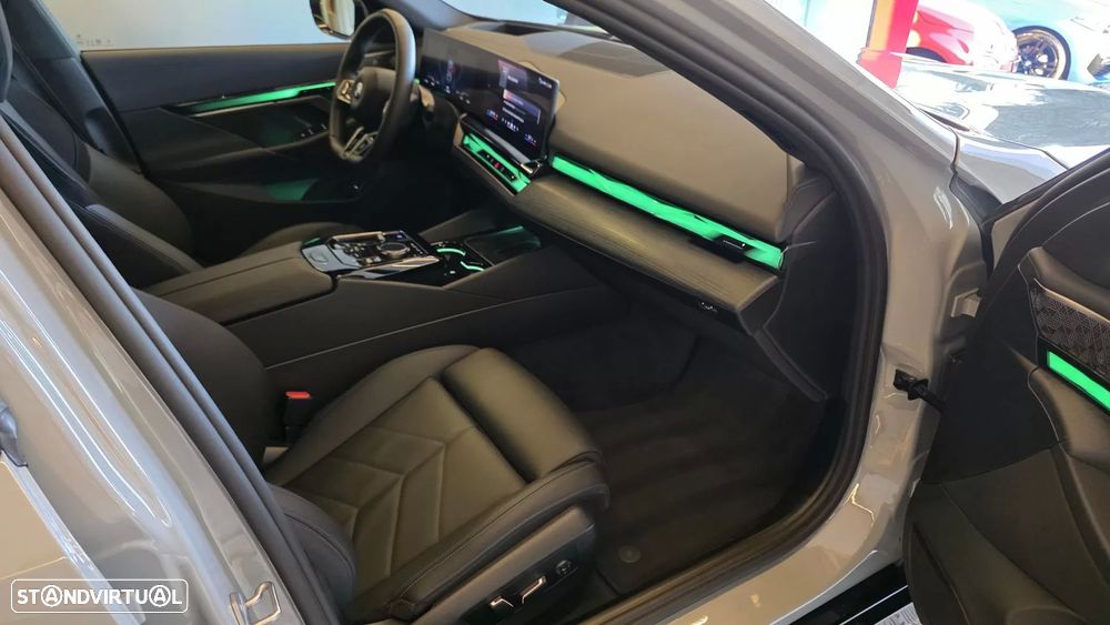 BMW i5 eDrive40 Pack Desportivo M Pro - 50