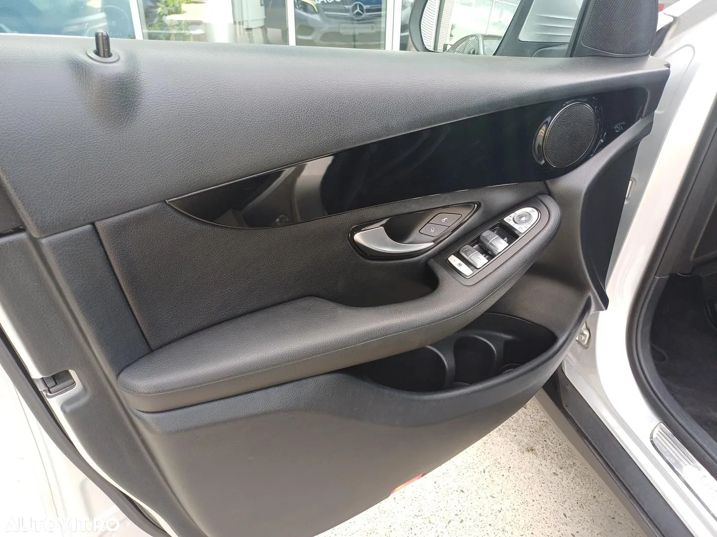 Mercedes-Benz GLC 220 d 4MATIC - 9
