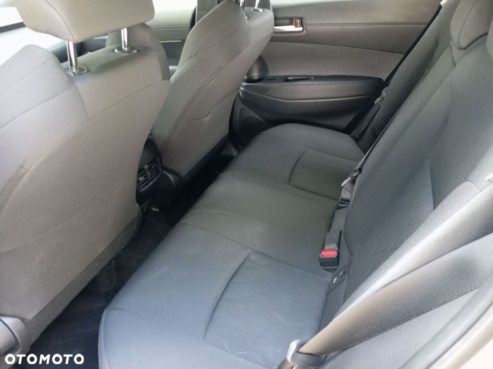 Toyota Corolla Cross - 10
