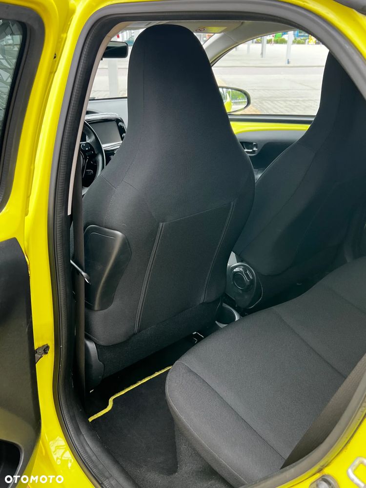 Toyota Aygo x-cite - 18