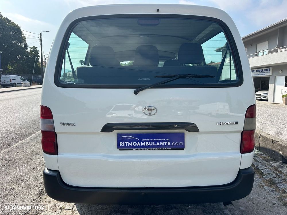 Toyota HiAce 2.5 D-4D Curto 2.8T AC - 4