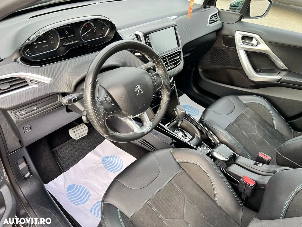 Peugeot 2008 1.2 PureTech Turbo EAT6 S&S Allure - 20