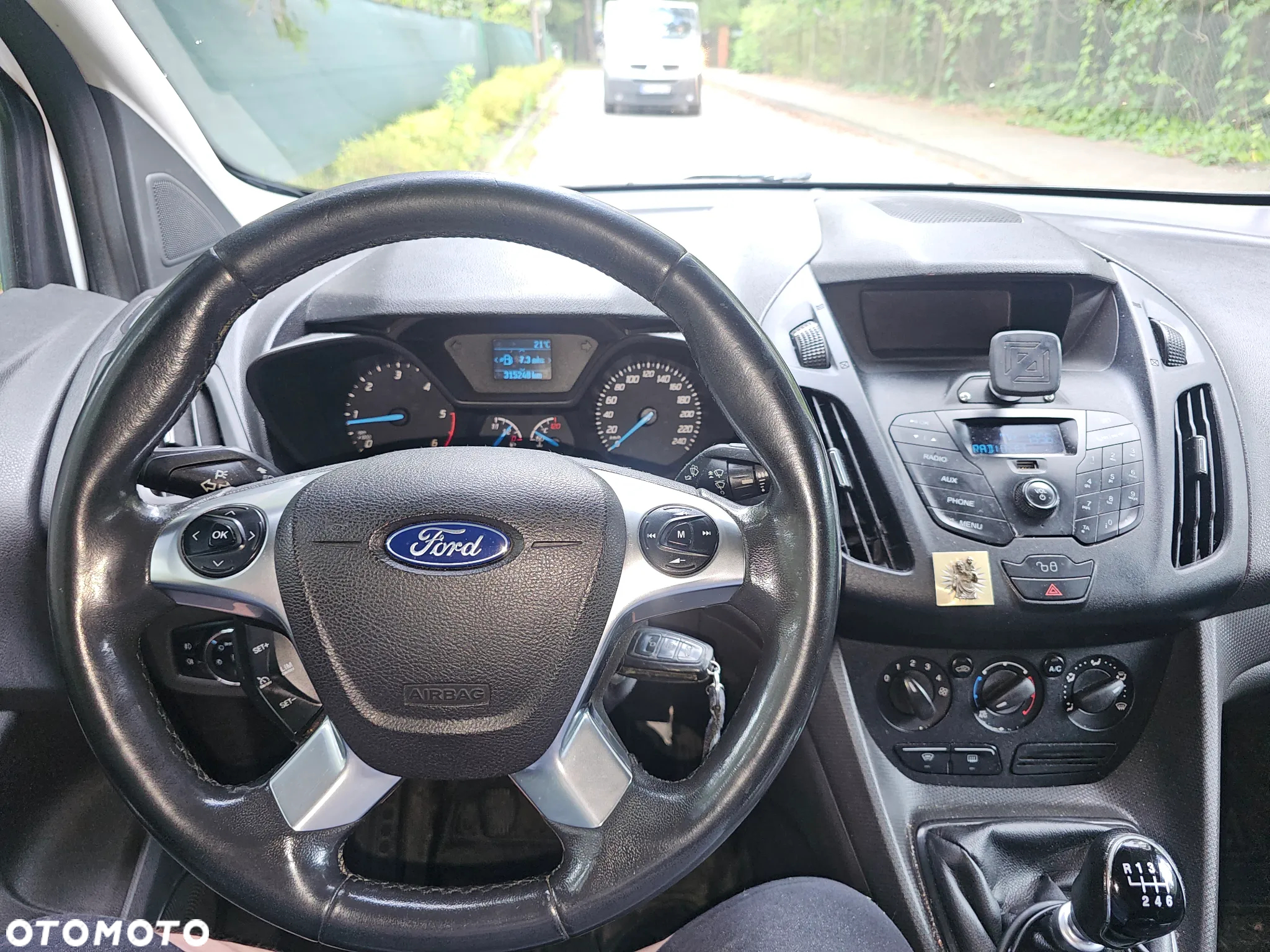 Ford Transit Connect - 4