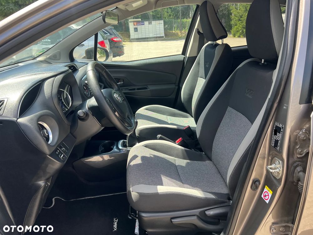 Toyota Yaris 1.0 VVT-i Y20 Club - 9