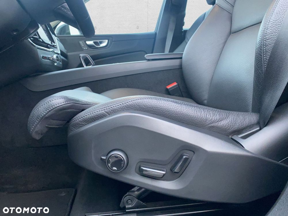 Volvo XC 60 - 13