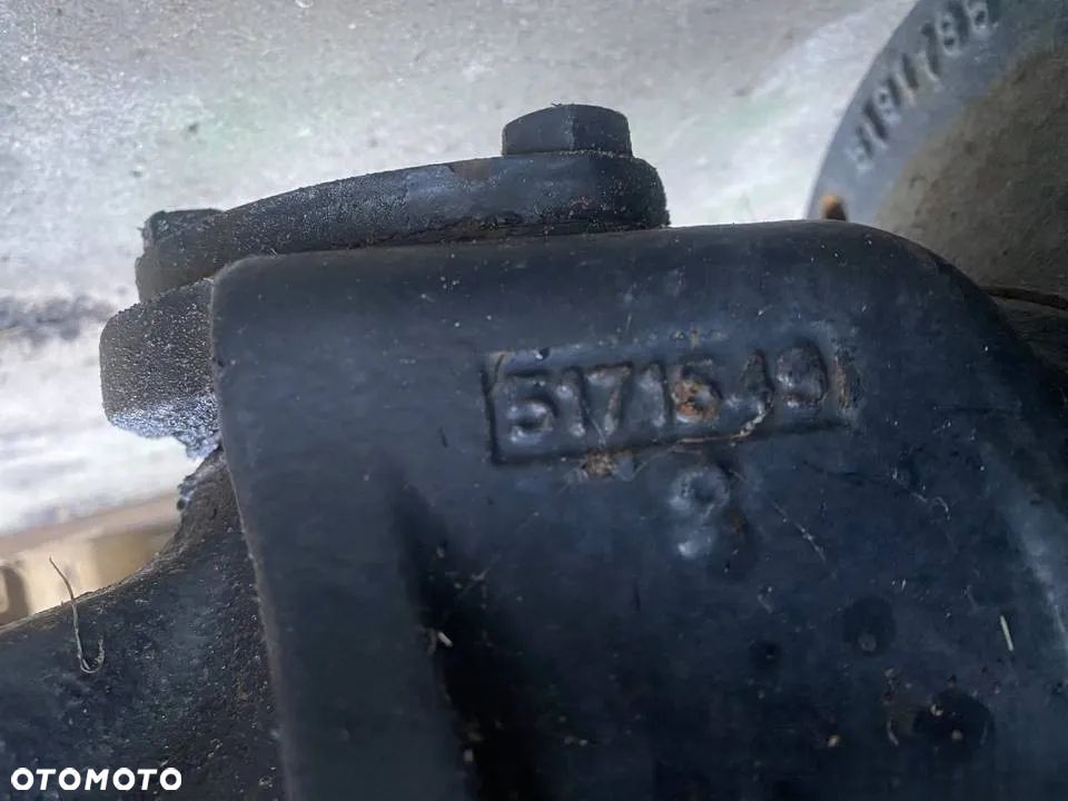 ZWROTNICA PRAWA NEW HOLLAND - 5171549,5171553,5164332 - 1