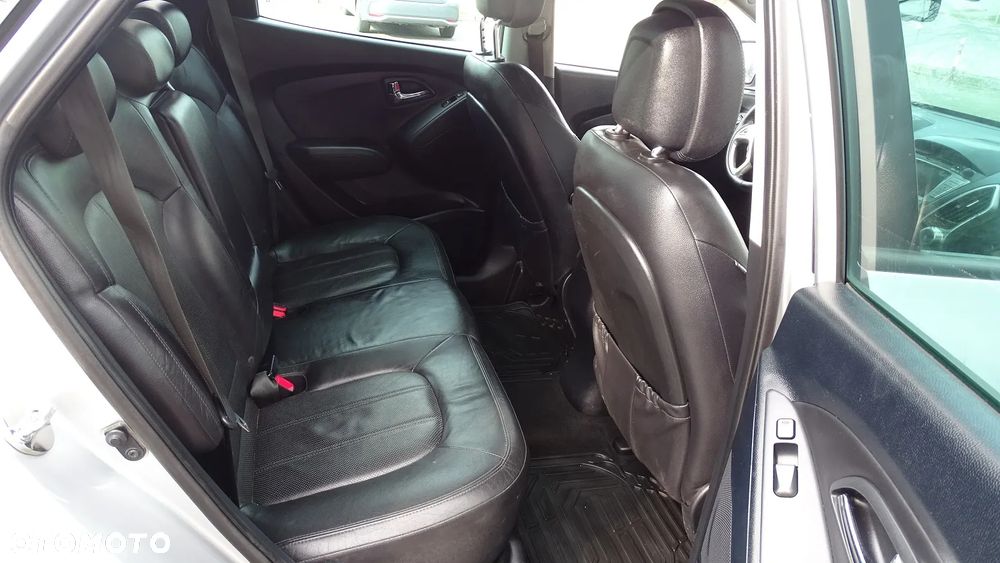 Hyundai ix35 1.7 CRDi 2WD blue Style - 13