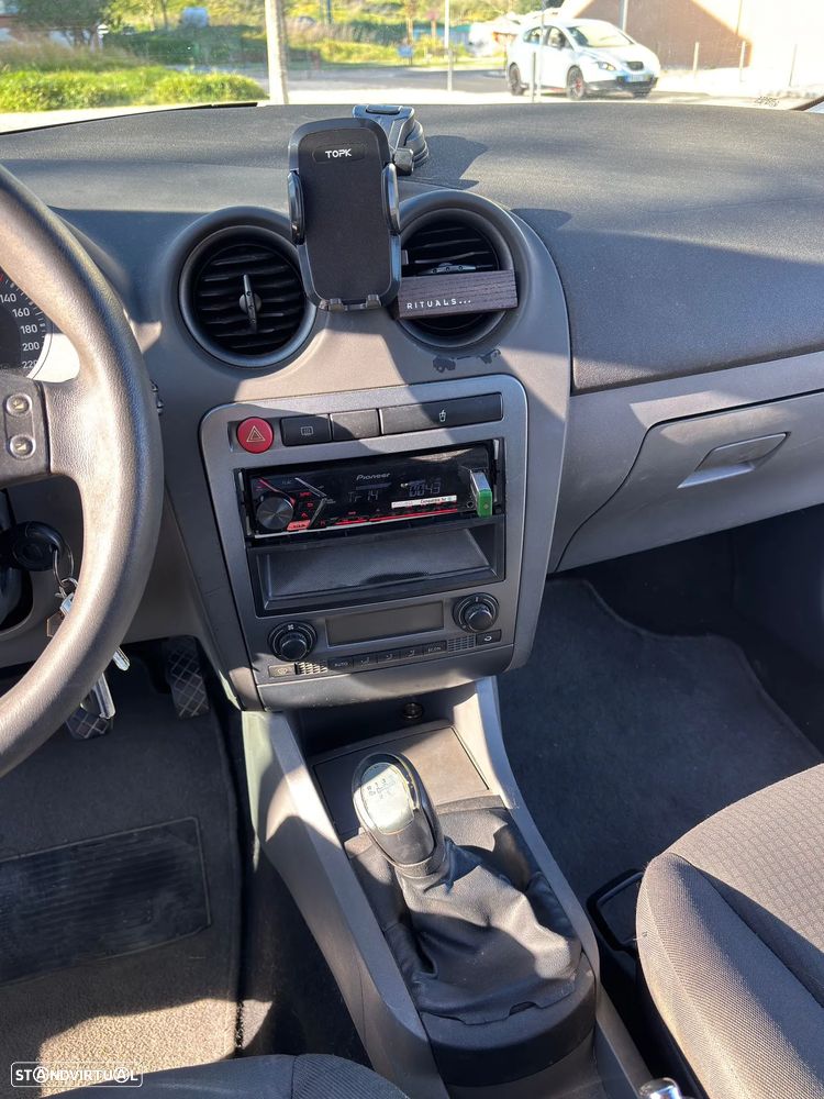 SEAT Ibiza 1.2 12V Reference - 10