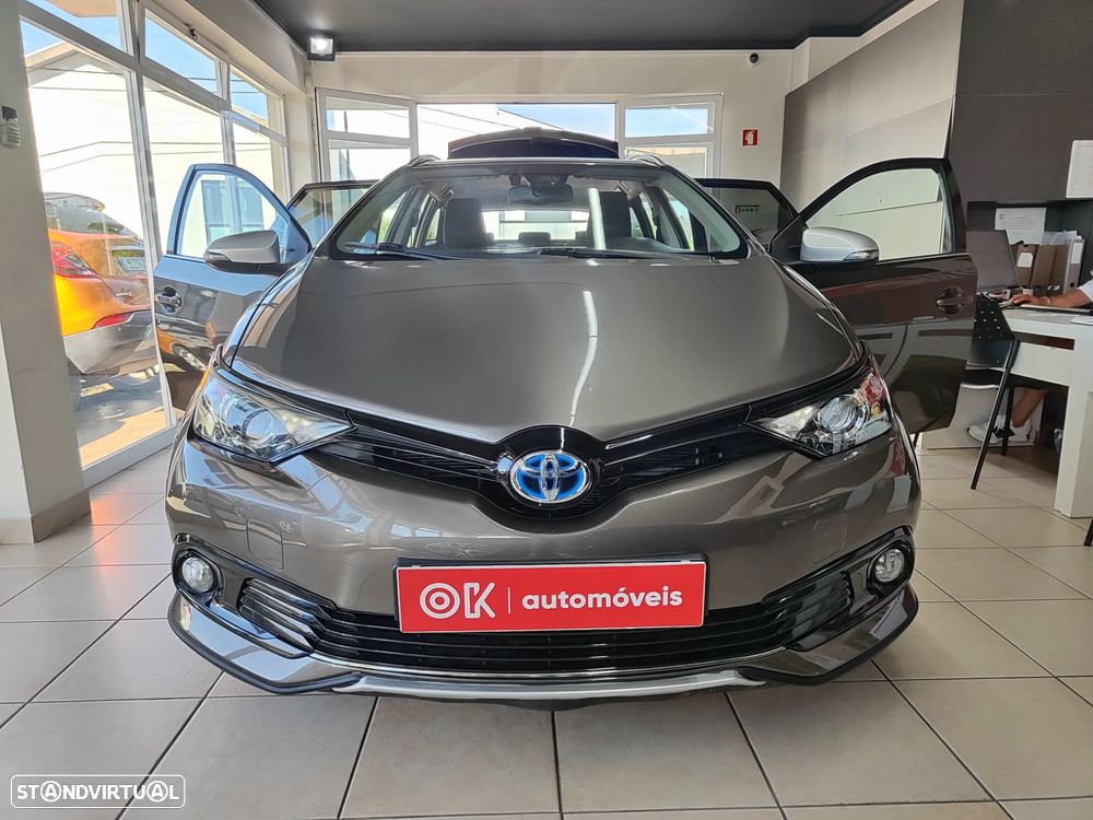Toyota Auris Touring Sports 1.8 HSD Comfort +P.Techno+P.Sport - 20