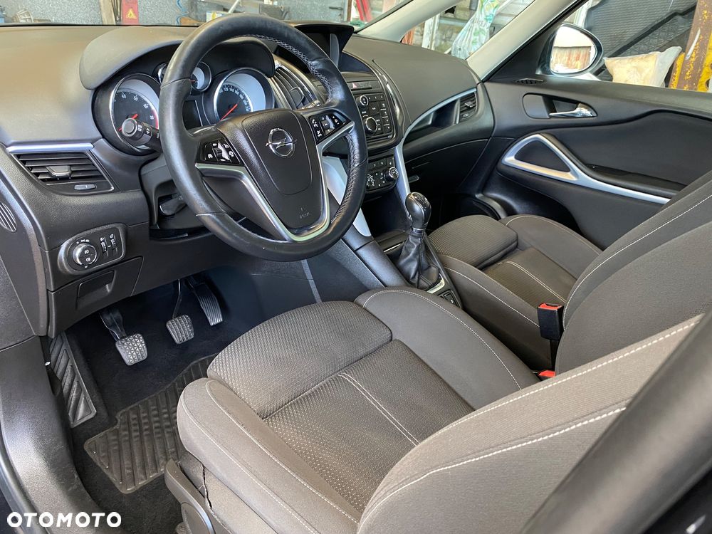 Opel Zafira - 19