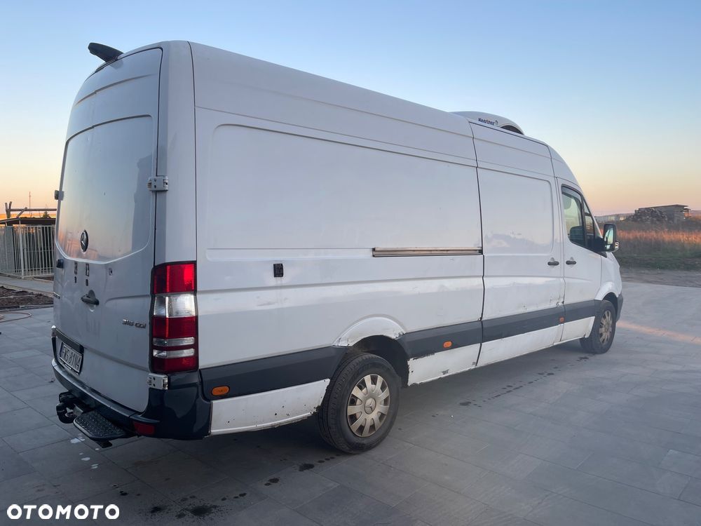 Mercedes-Benz Sprinter - 5